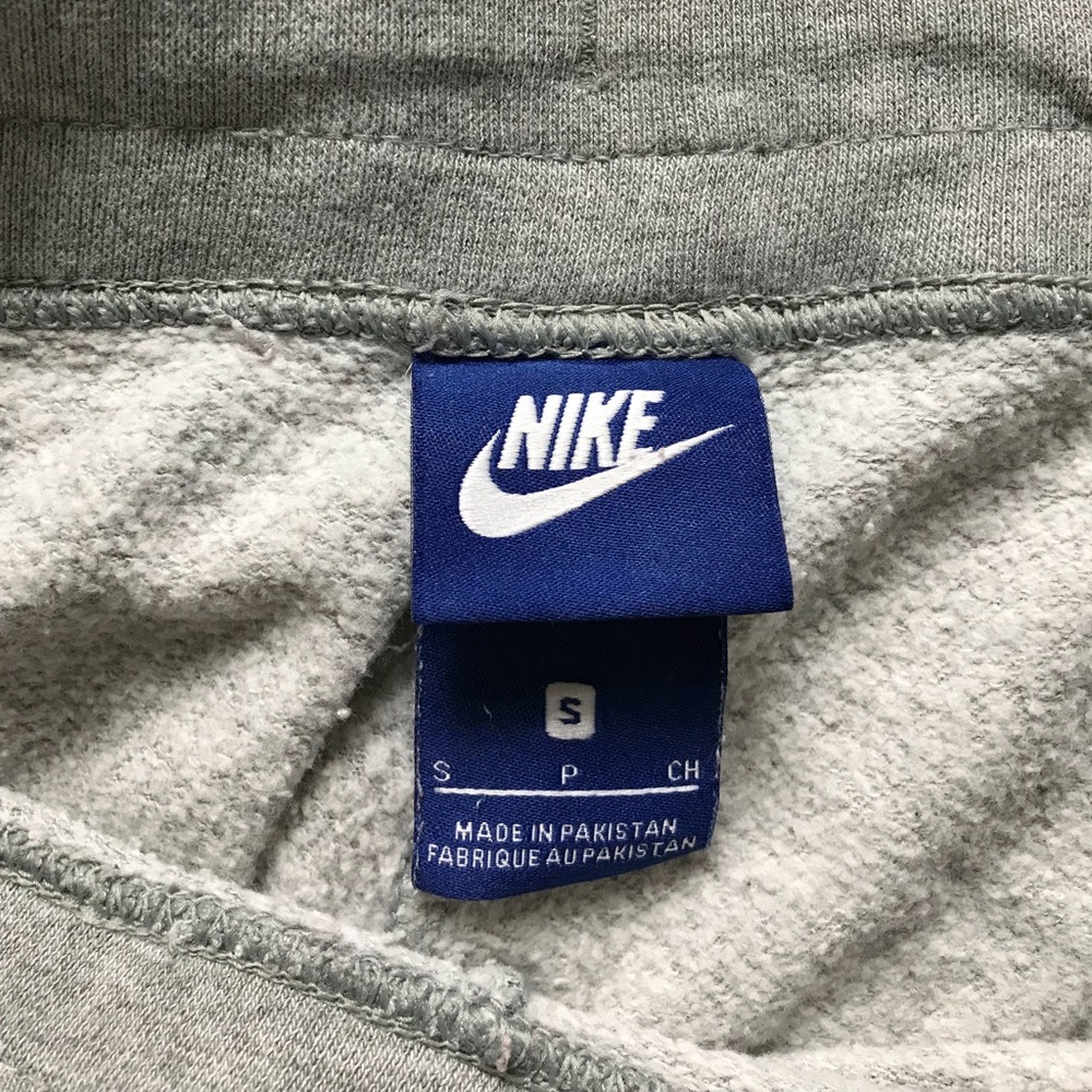 nike joggers